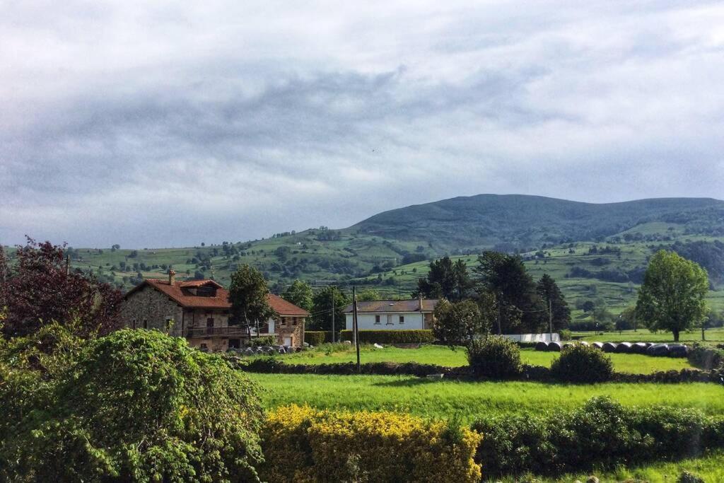 Ferienhaus Casa Amalia - En El Corazon De Cantabria!!
